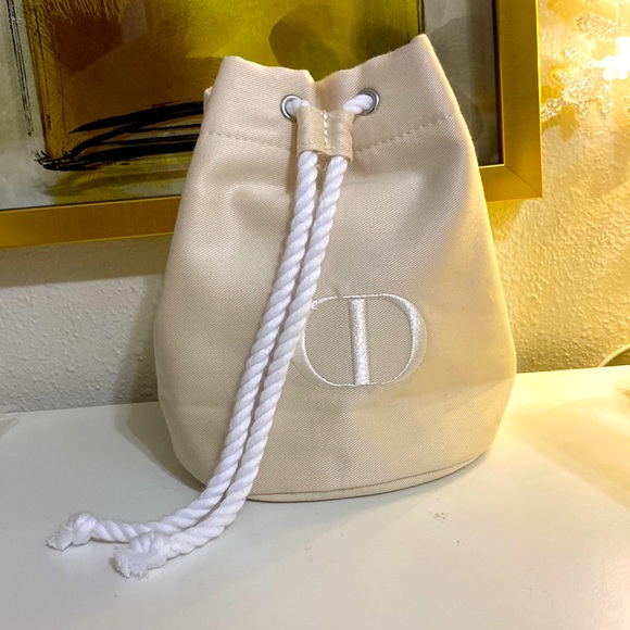 Dior String Bucket with Discovery Set - Picture 2 of 6